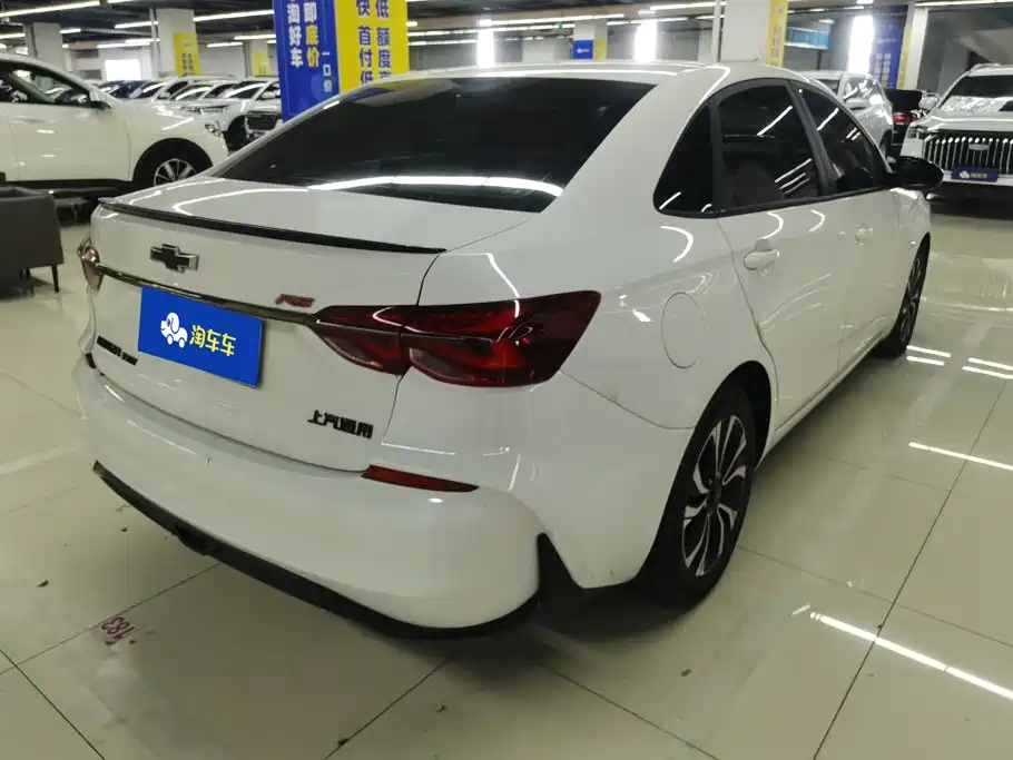 Chevrolet Monza — миниатюра 3