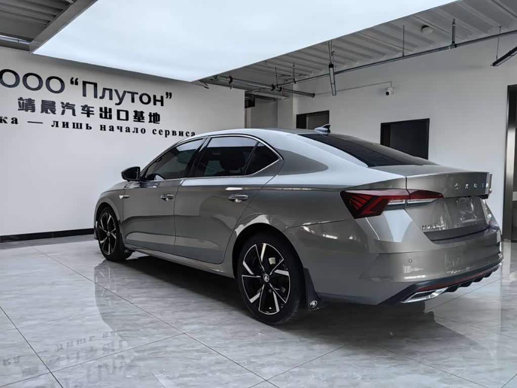 BMW X1 1.4 л 2023 г. Серебристо-серый, пробег 31000 км
