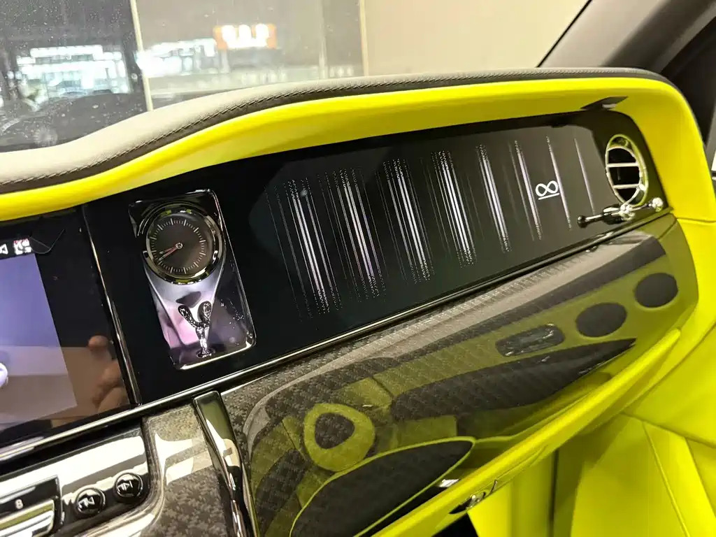 Rolls-Royce Cullinan — миниатюра 5