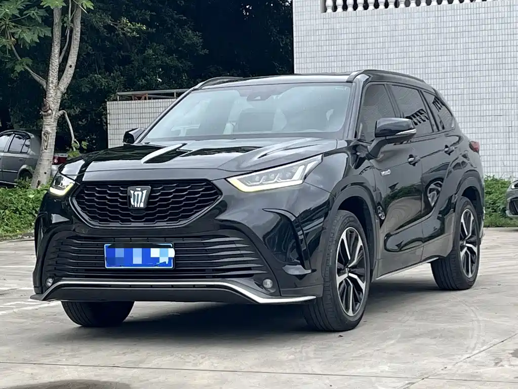 Toyota Crown Kluger