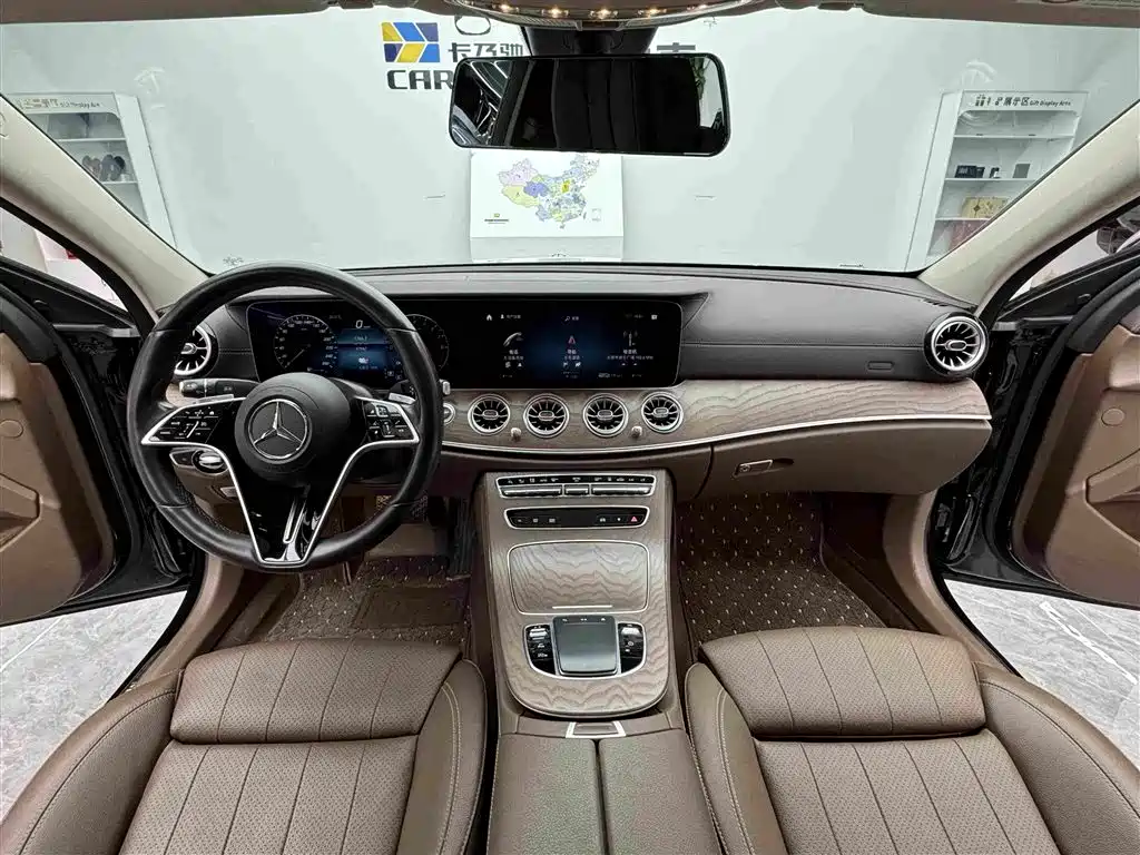 Mercedes-Benz E-Class New Energy — миниатюра 11