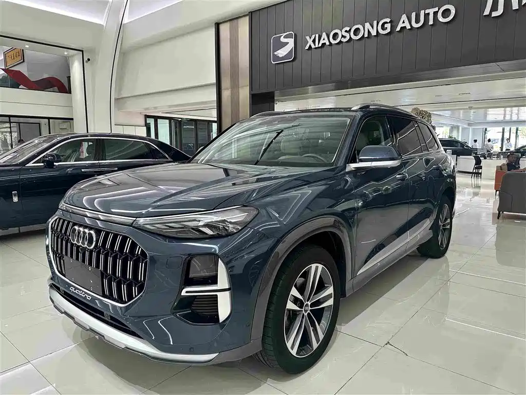 奥迪Q6 2023款 45 TFSI quattro 齐云型 羽林套装 2023