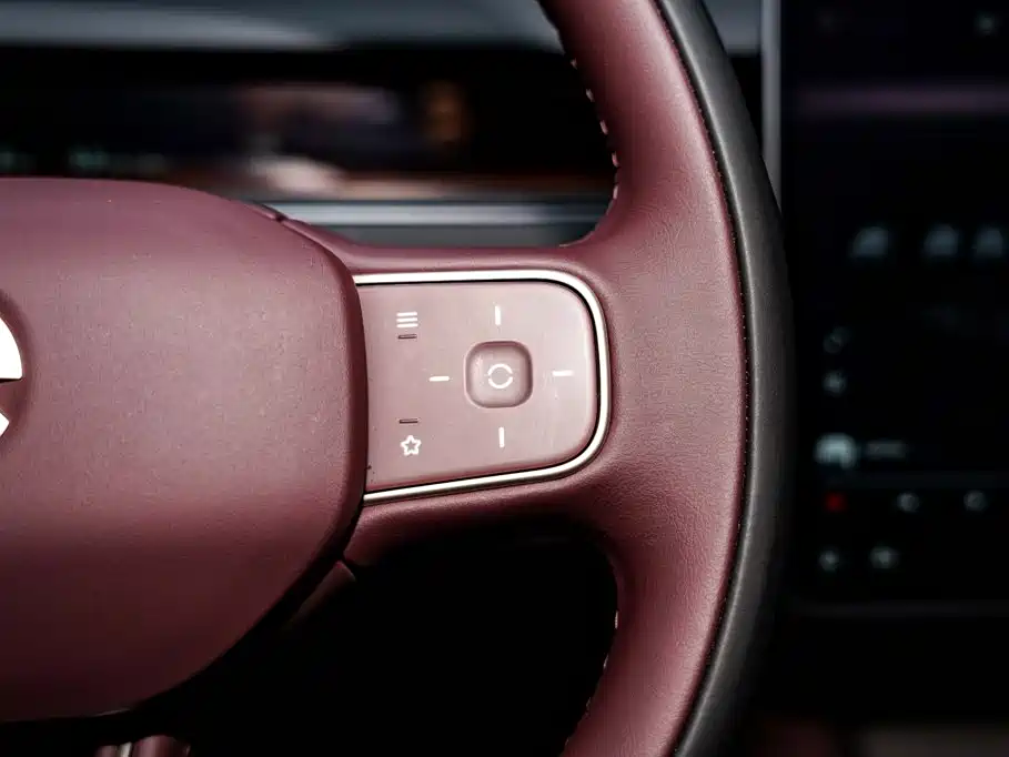 NIO ES8 — миниатюра 35