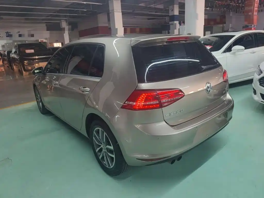 Volkswagen Golf — миниатюра 5