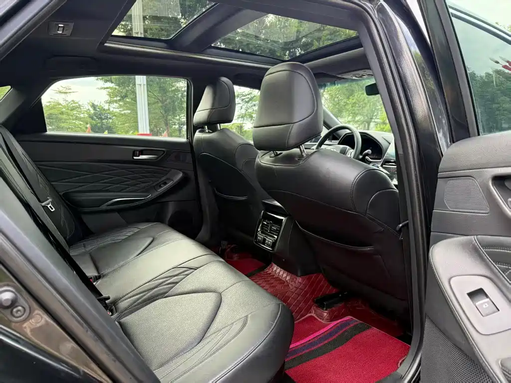 Toyota Avalon — миниатюра 5