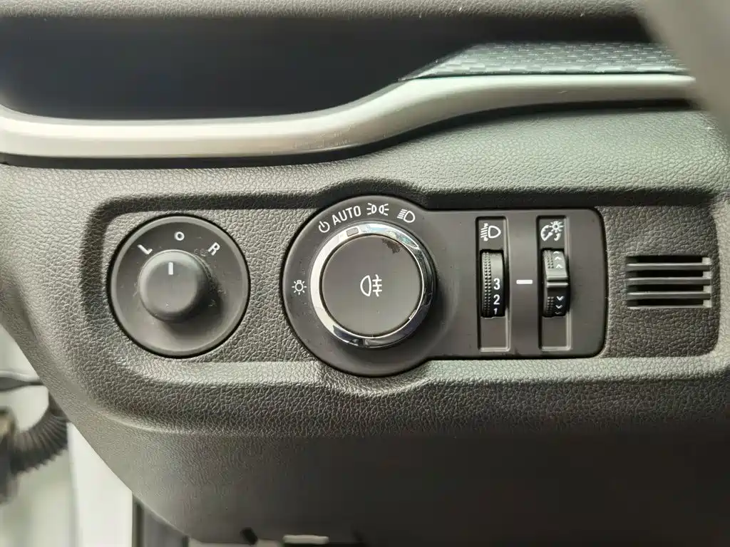Buick Excelle — миниатюра 21