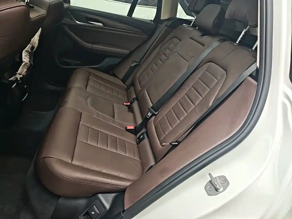 BMW X3 — миниатюра 17