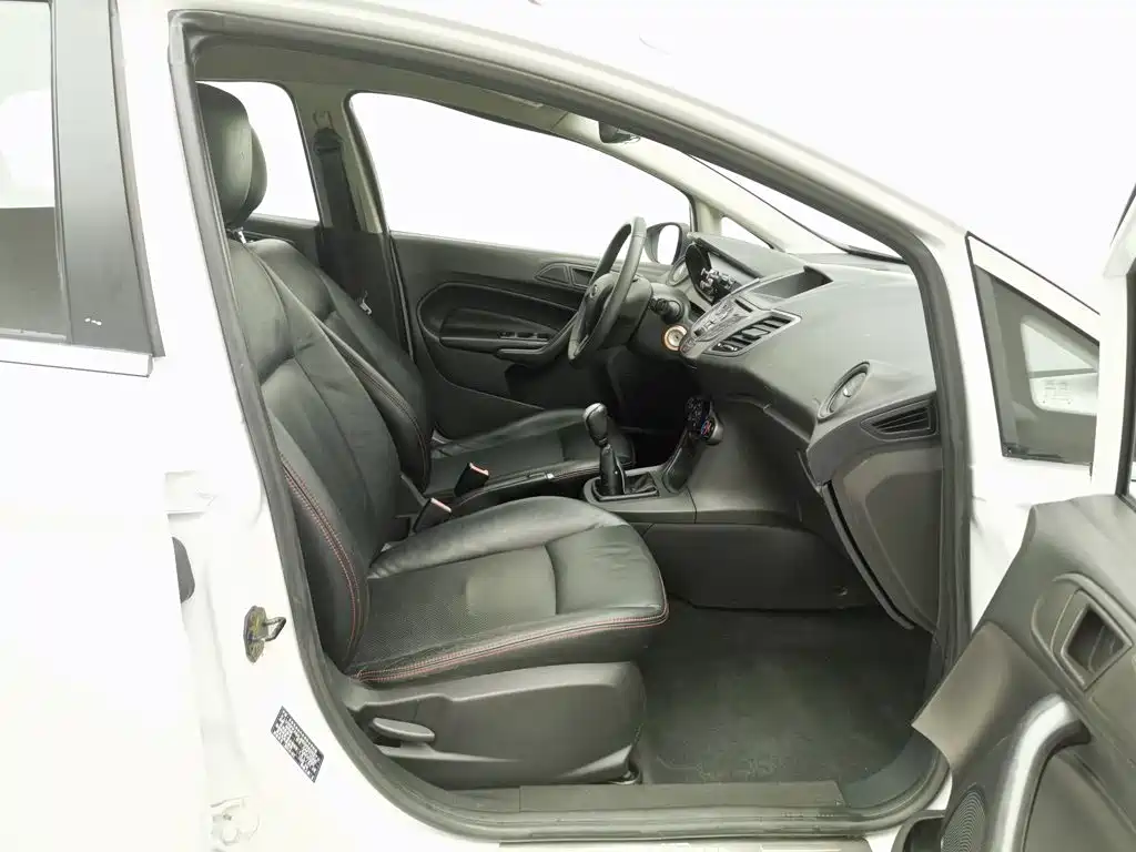 Ford Fiesta — миниатюра 23