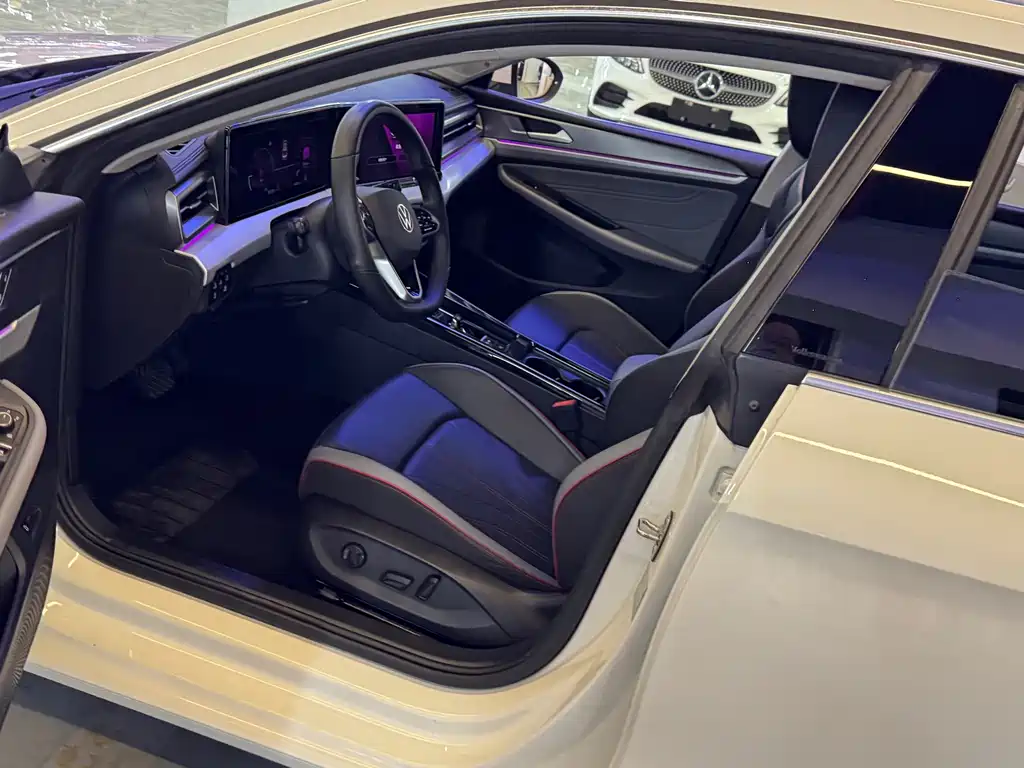 Volkswagen Lamando — миниатюра 15
