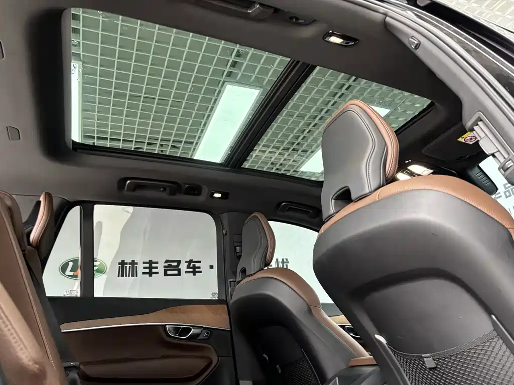 Volvo XC90 — миниатюра 29