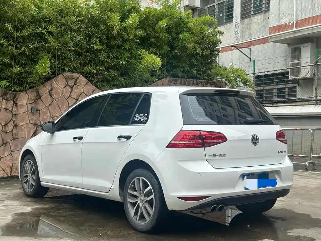 Volkswagen Golf — миниатюра 6