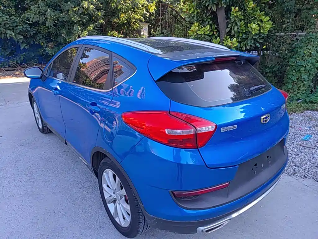 Geely Emgrand GS — миниатюра 5