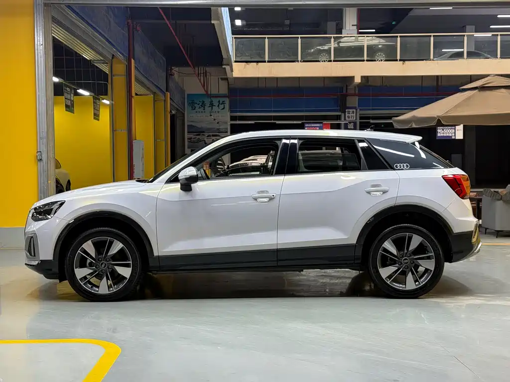 Audi Q2L — миниатюра 4