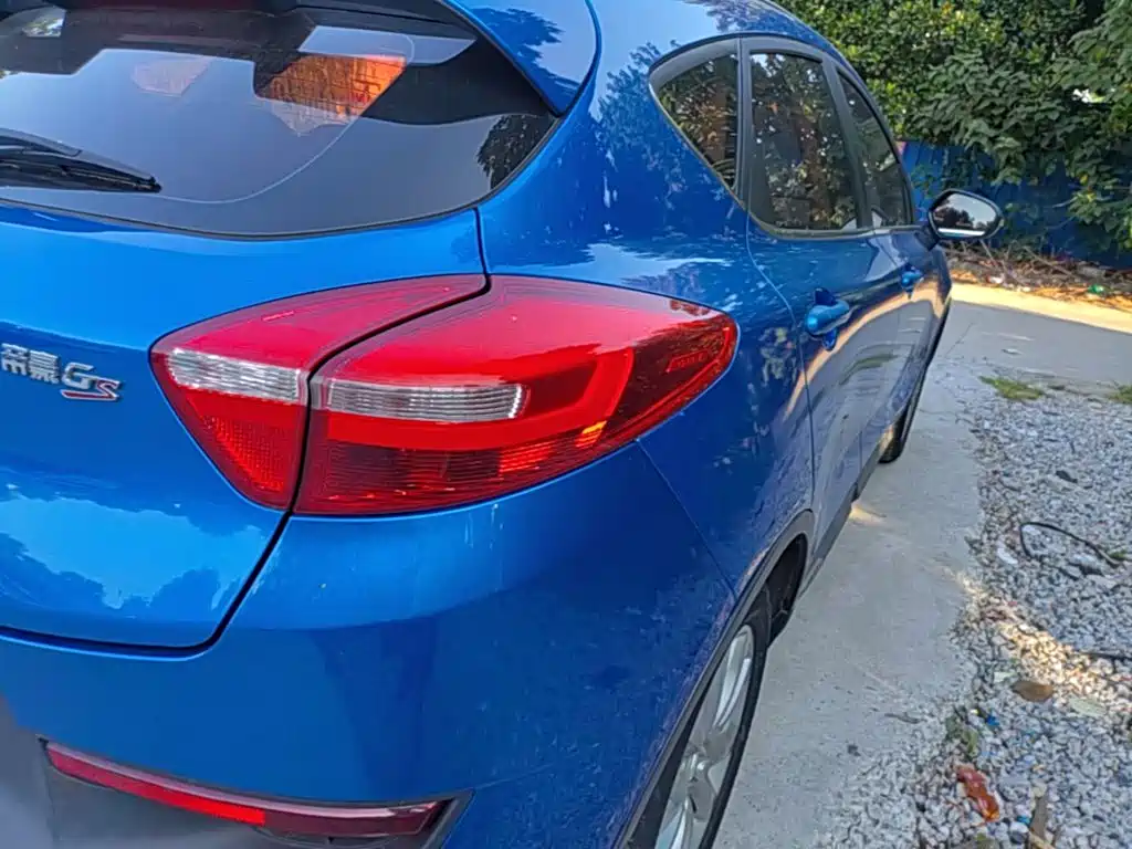 Geely Emgrand GS — миниатюра 8
