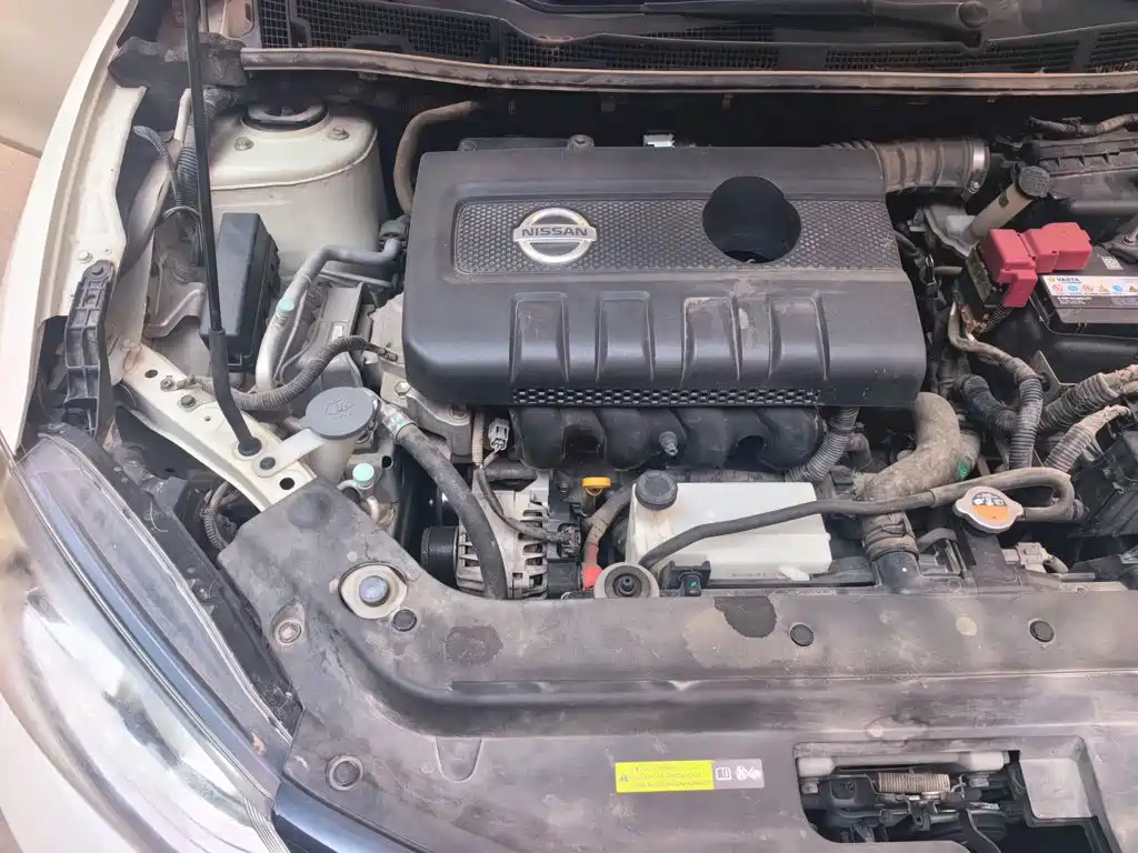 Nissan Tiida — миниатюра 19