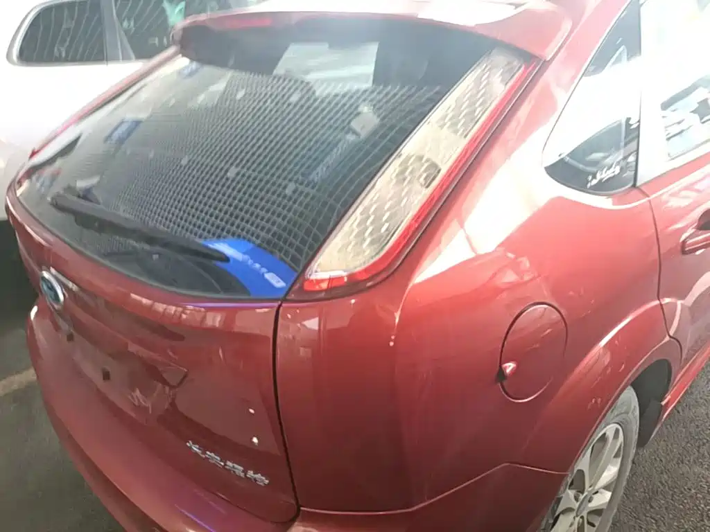 Ford Focus — миниатюра 8