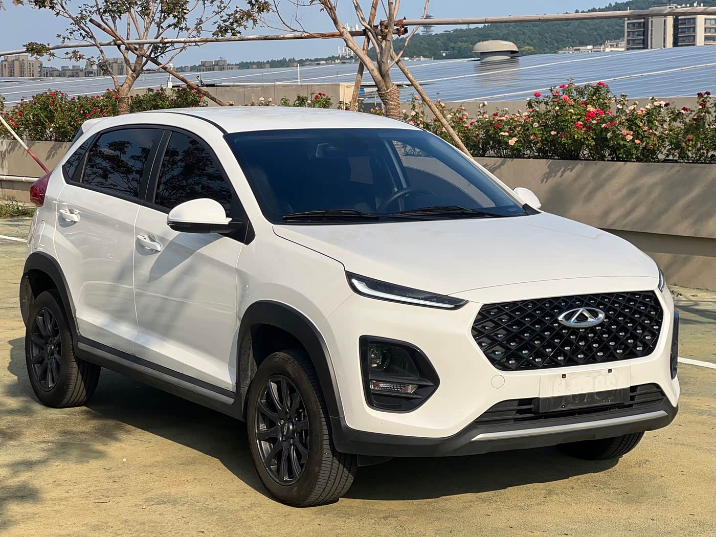 CHERY Tiggo 3x 1.5 л 2025 г. Белый, пробег 20000 км