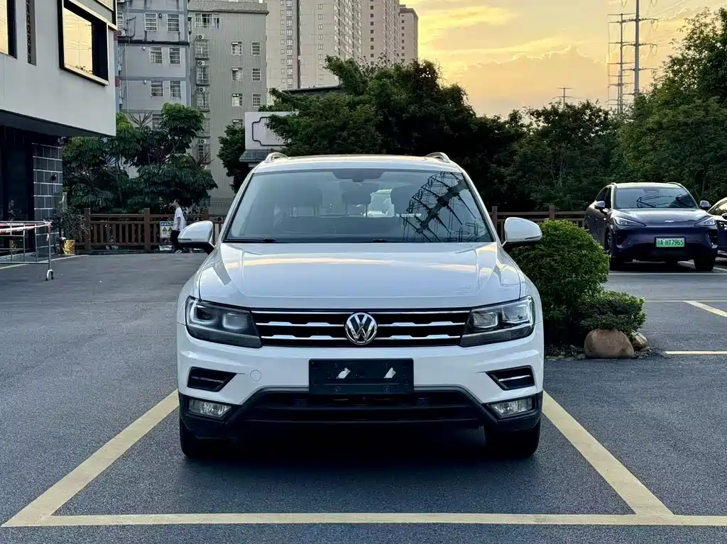 Volkswagen Tiguan L — миниатюра 3