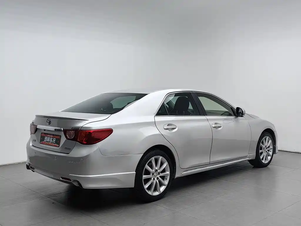 Toyota Reiz — миниатюра 2