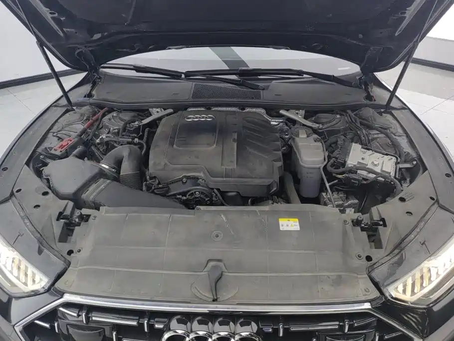 Audi A7L — миниатюра 10