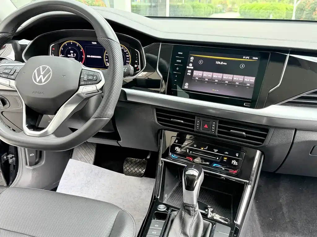 Volkswagen Passat — миниатюра 8