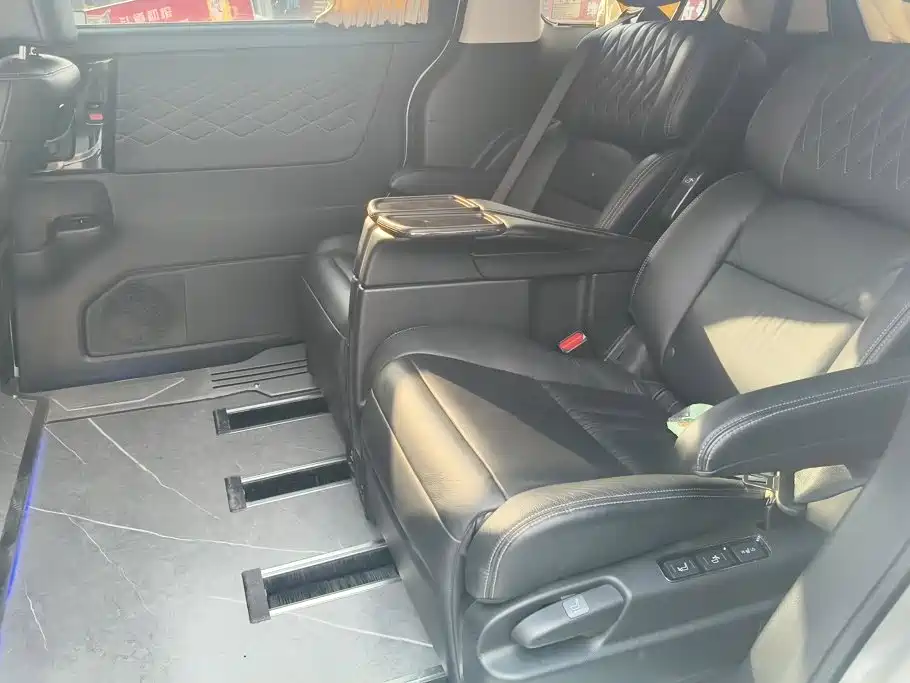Honda Elysion — миниатюра 11
