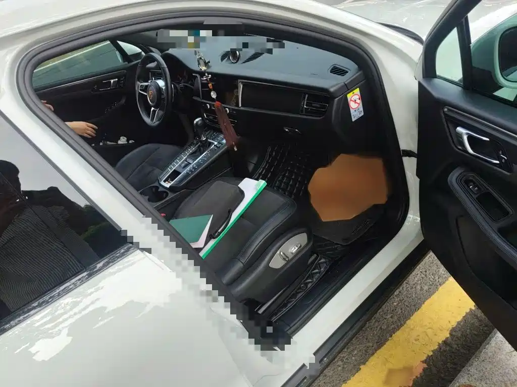 Porsche Macan — миниатюра 20