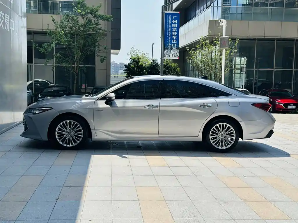 Toyota Avalon 2019 2.5L XLE Luxury VI