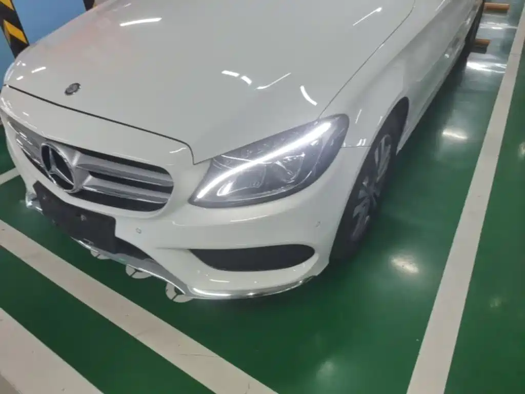 Mercedes-Benz C-Class — миниатюра 24