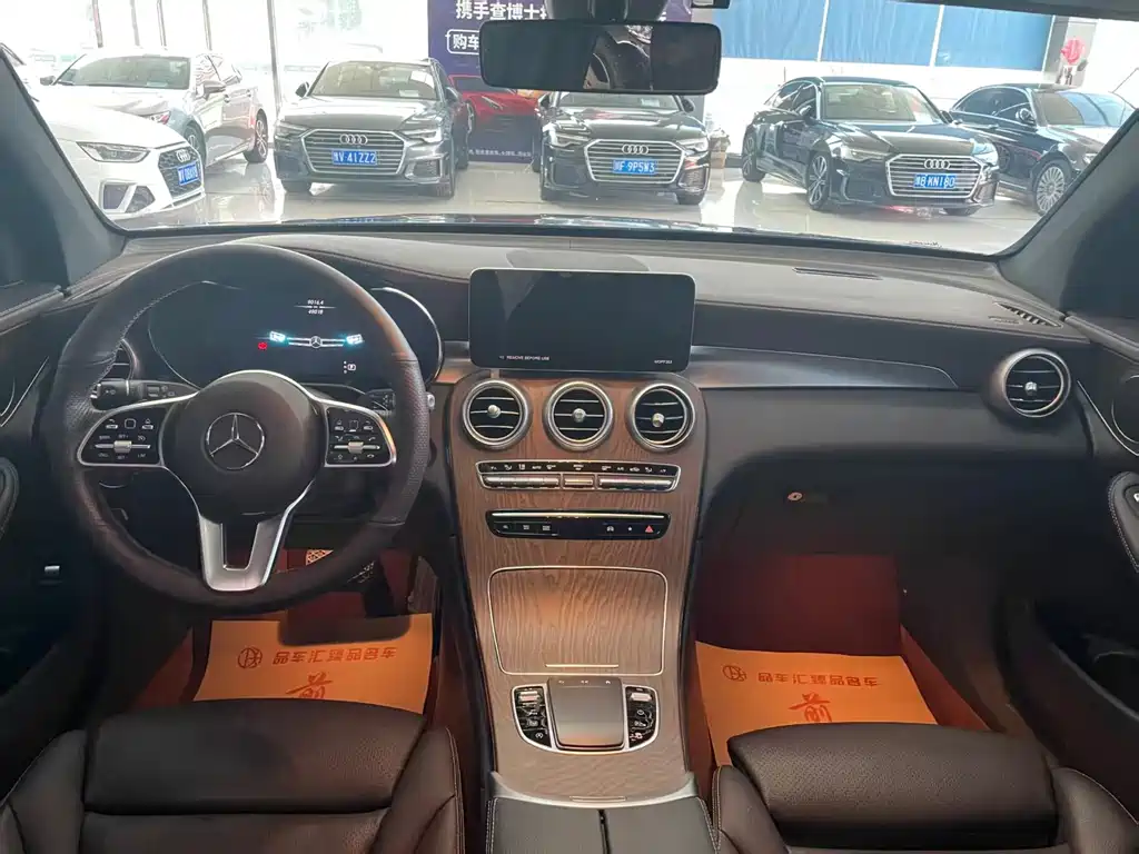 Mercedes-Benz GLC 2022 GLC 300 L 4MATIC