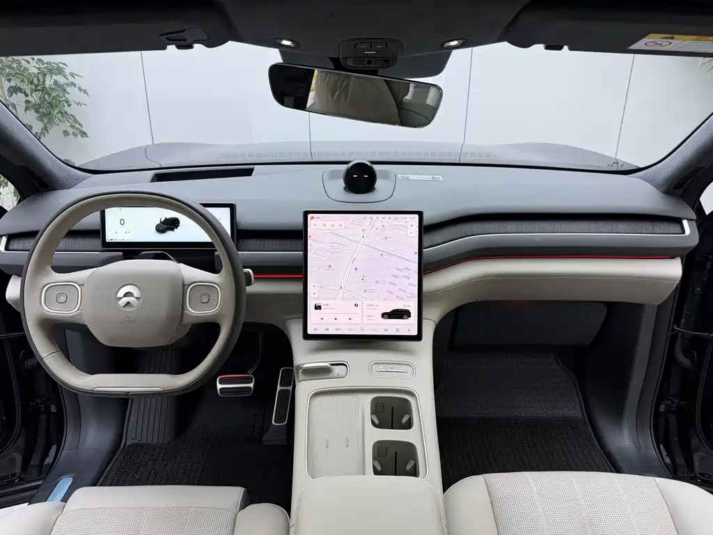 NIO ES8 2023 75kWh