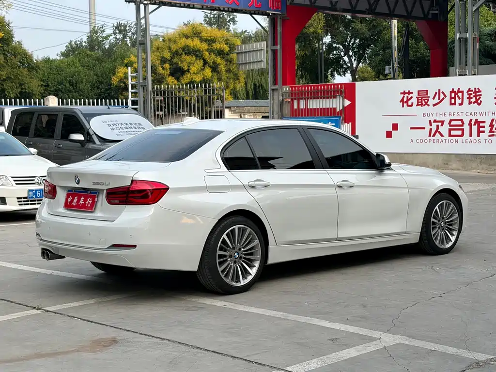 BMW 3 Series — миниатюра 18