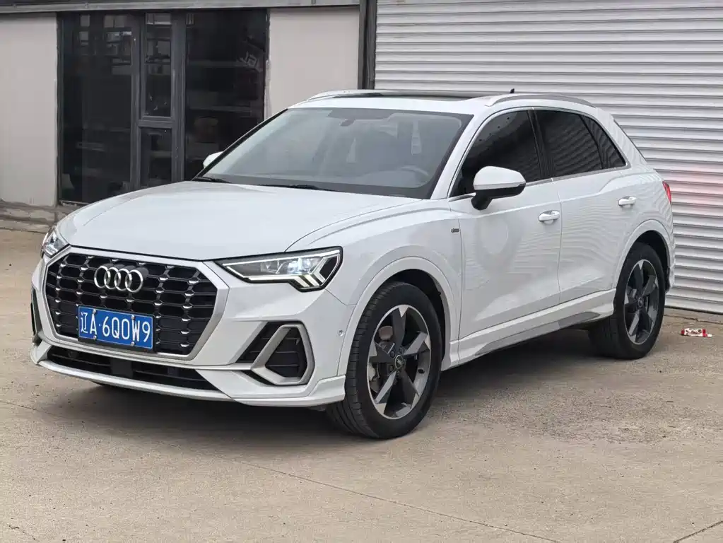 Audi Q3 2022