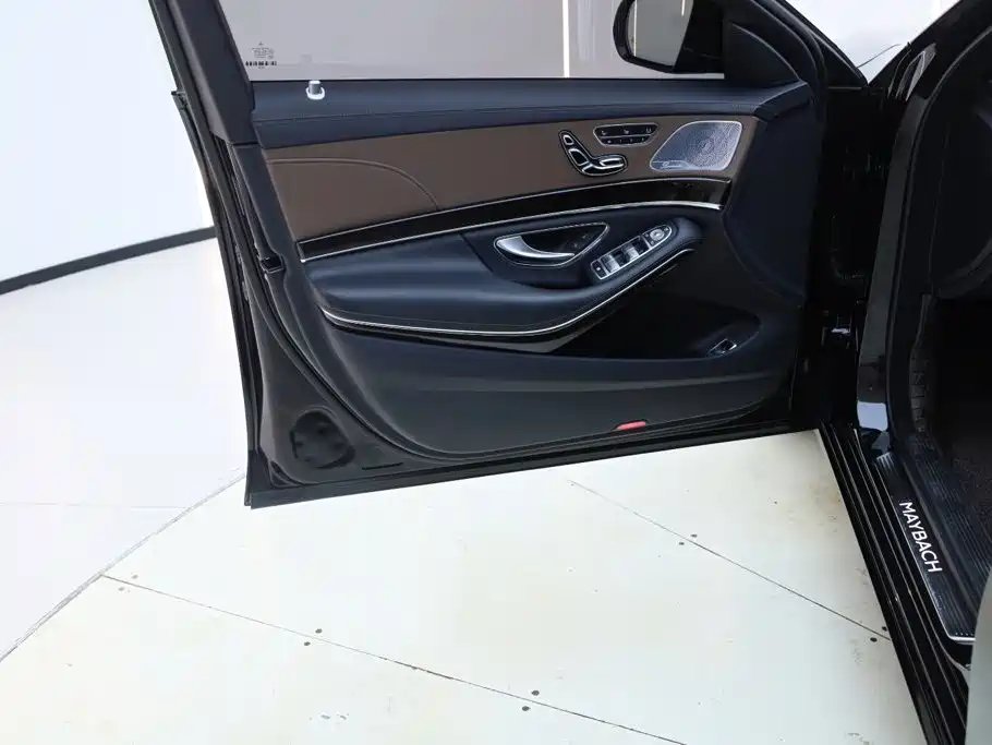 Mercedes-Benz S-Class — миниатюра 6