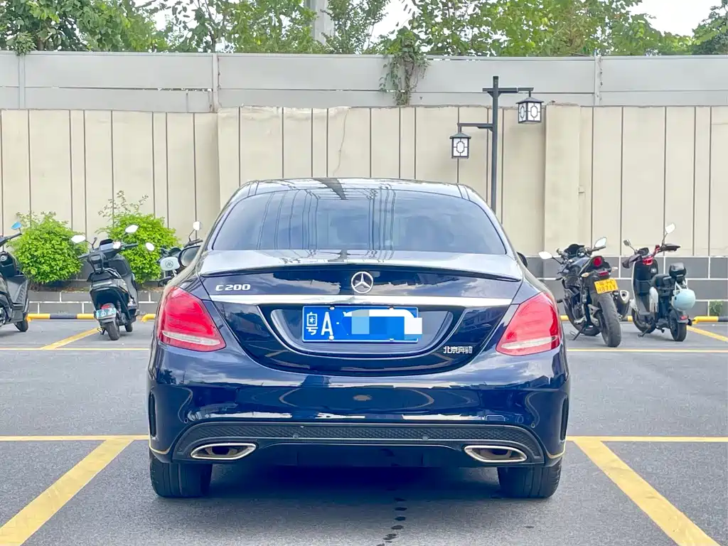 Mercedes-Benz C-Class — миниатюра 7