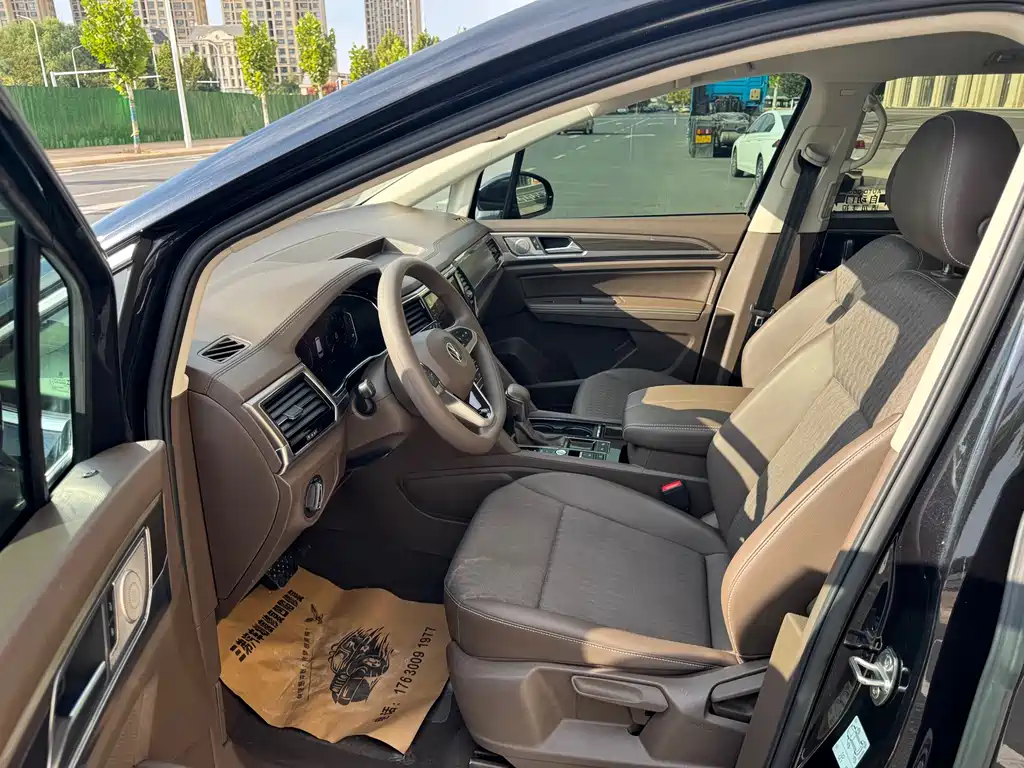 Volkswagen Viloran — миниатюра 10