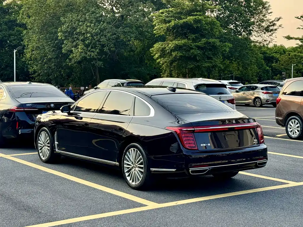 Hongqi Hongqi H9 — миниатюра 6