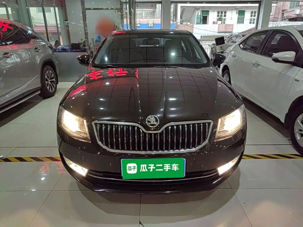 Skoda Octavia — миниатюра 3