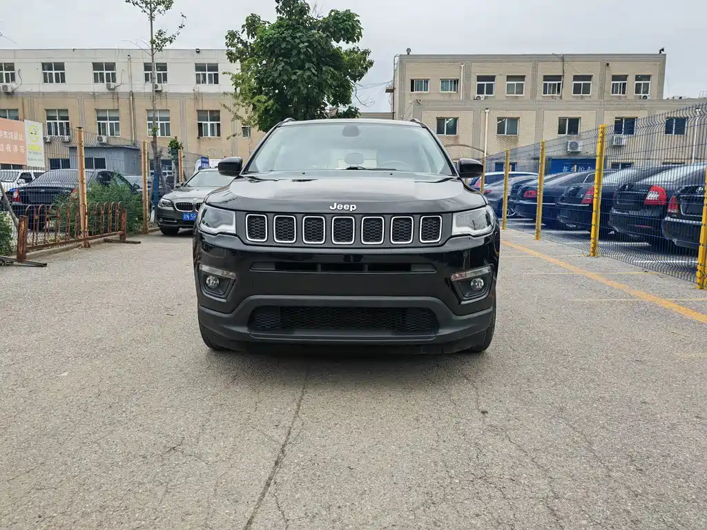 Jeep Compass — миниатюра 2