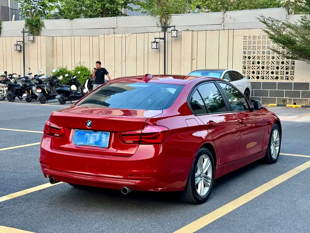 BMW 3 Series — миниатюра 5