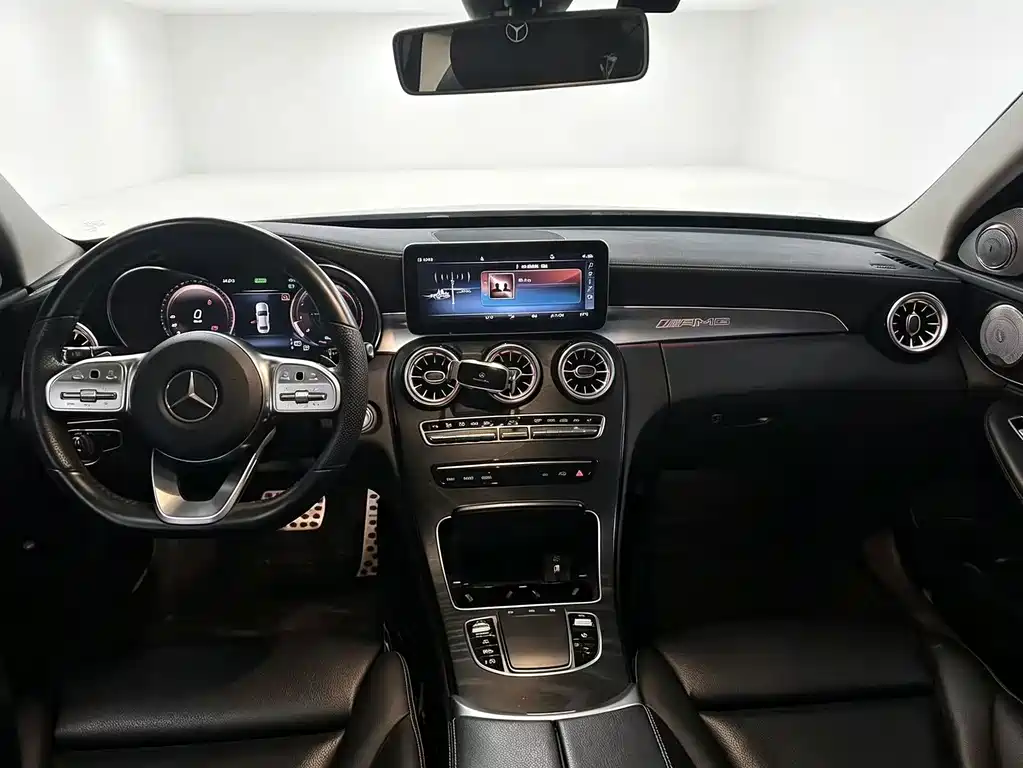 Mercedes-Benz C-Class — миниатюра 6