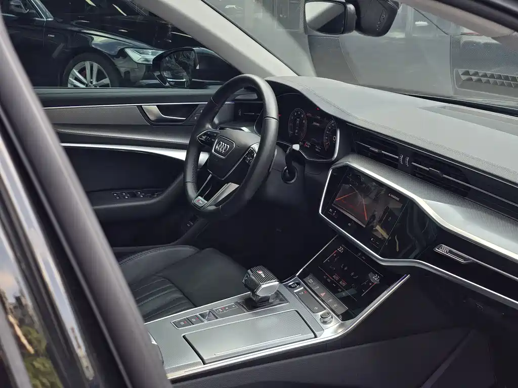 Audi A6L — миниатюра 12