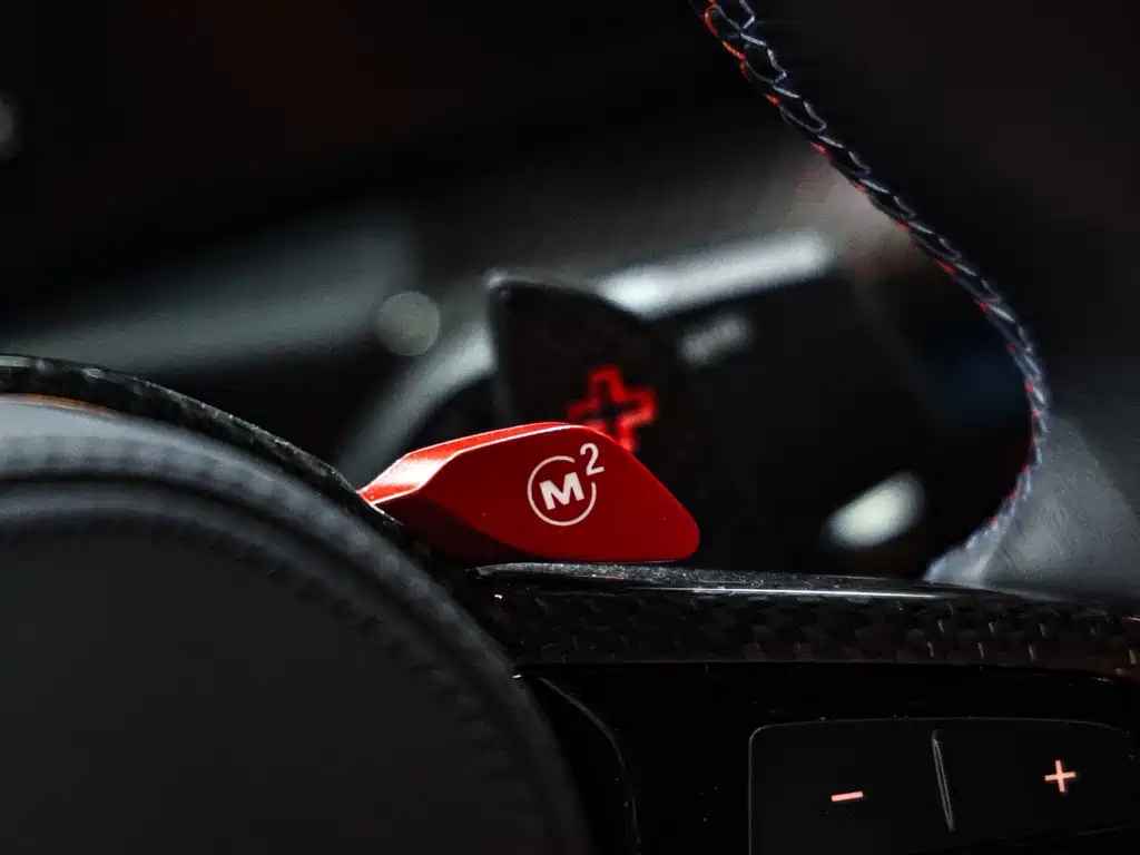 BMW M4 — миниатюра 11