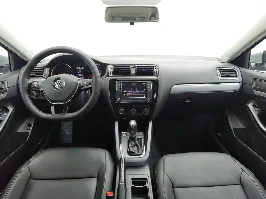 Volkswagen Sagitar — миниатюра 5