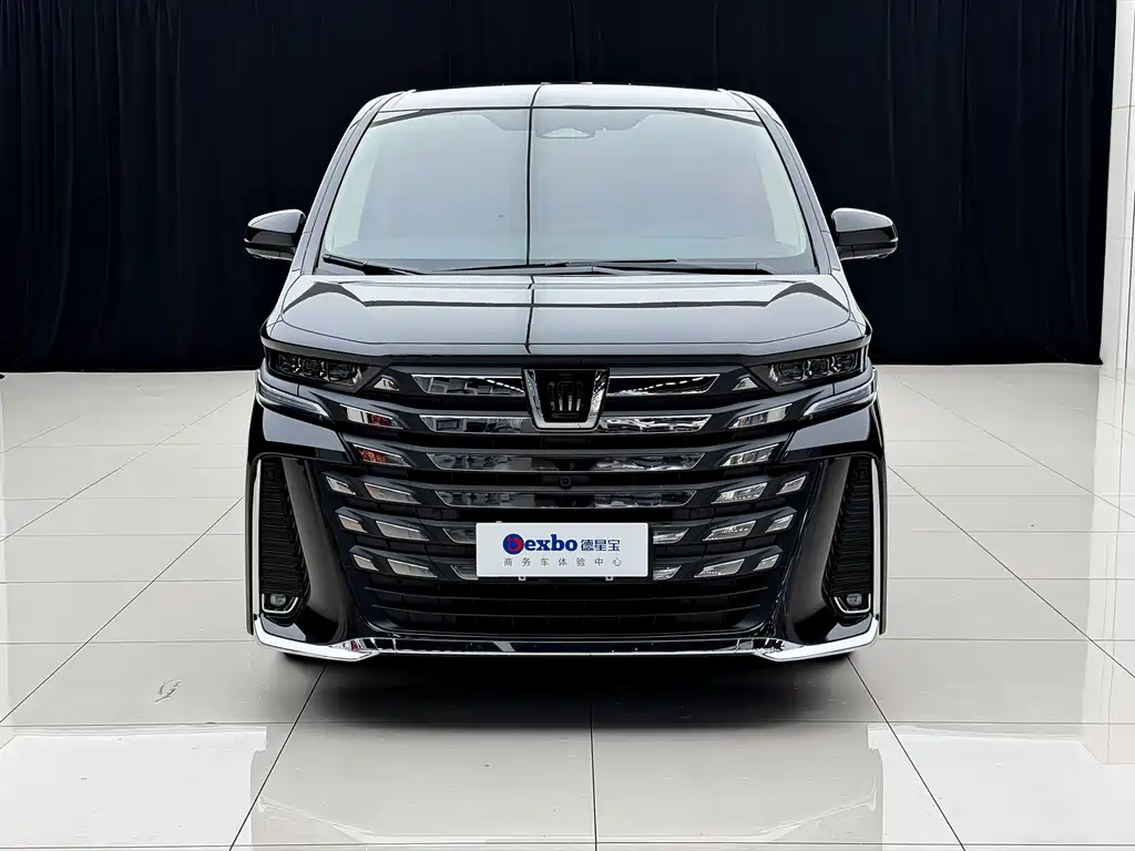 Toyota Vellfire — миниатюра 2