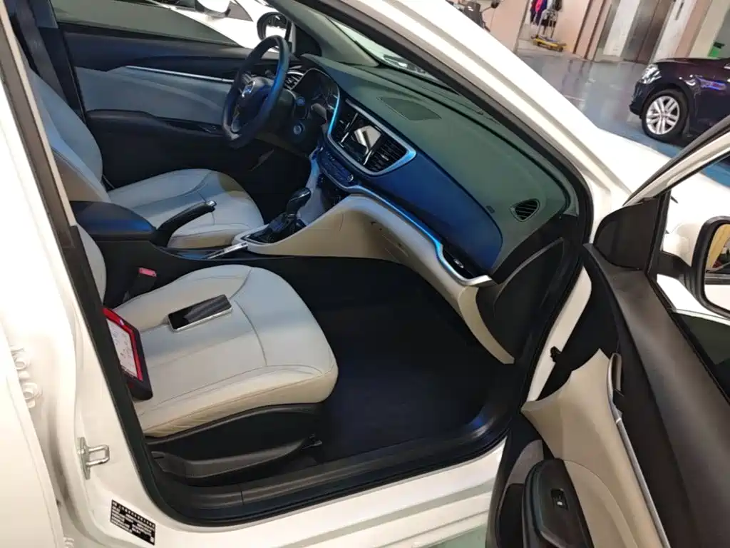 Buick Excelle — миниатюра 25