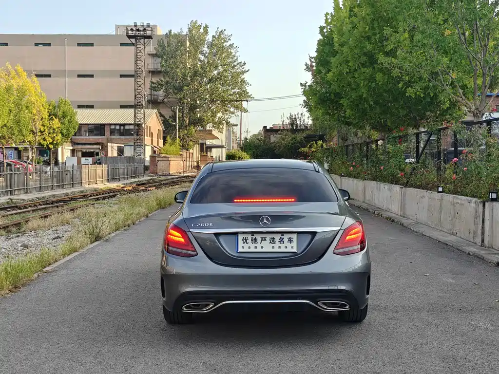 Mercedes-Benz C-Class — миниатюра 8