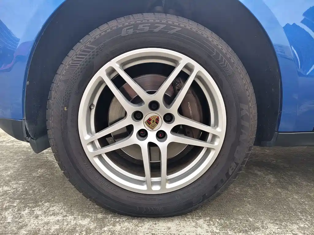 Porsche Macan — миниатюра 19