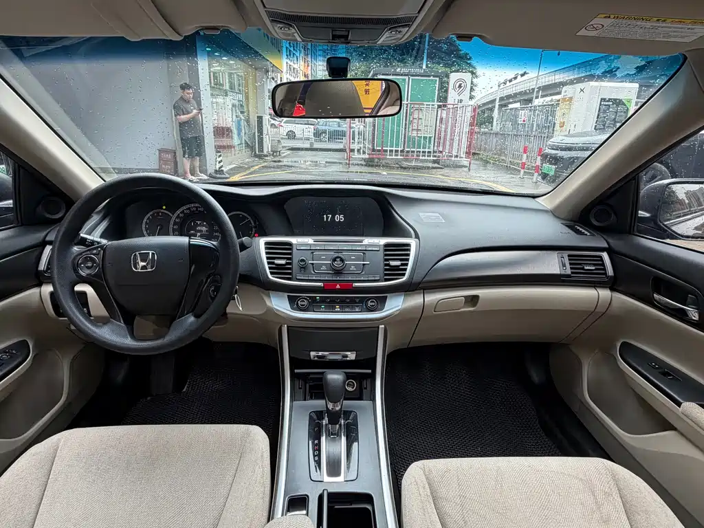 Honda Accord — миниатюра 5