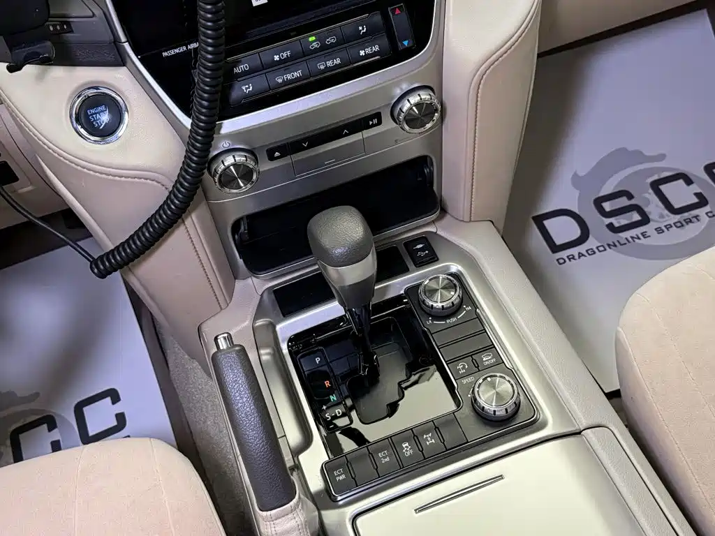 Toyota Land Cruiser — миниатюра 11